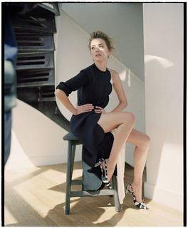Amber Heard feet photo thumbnail