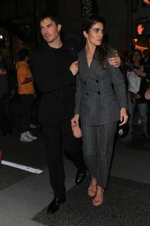 Nikki Reed feet photo thumbnail