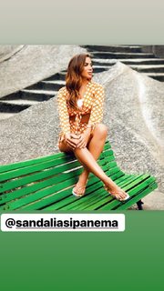 Anitta feet photo thumbnail