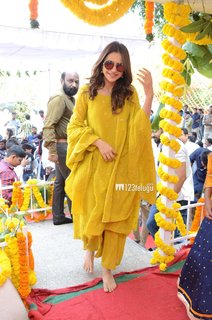Rakul Preet Singh feet photo thumbnail