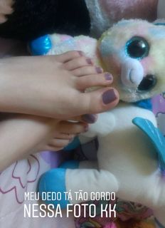 Isa Pes feet photo thumbnail