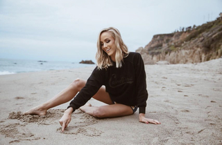 Nastia Liukin feet photo thumbnail