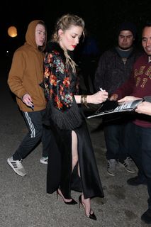 Amber Heard feet photo thumbnail