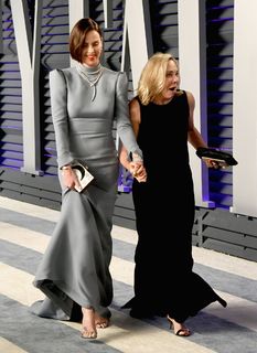 Charlize Theron feet photo thumbnail