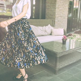 Duygu Özaslan feet photo thumbnail
