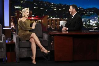 Katy Perry feet photo thumbnail