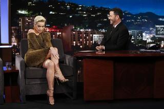 Katy Perry feet photo thumbnail