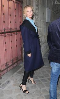 Uma Thurman feet photo thumbnail