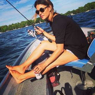 Jessica Szohr feet photo thumbnail