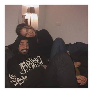 Duygu Özaslan feet photo thumbnail
