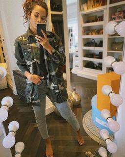 Rochelle Humes feet photo thumbnail