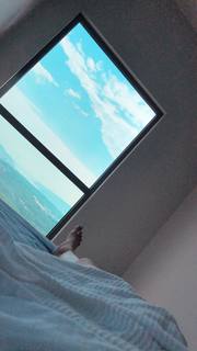 Duygu Özaslan feet photo thumbnail