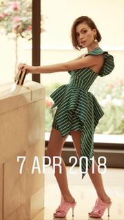 Duygu Özaslan feet photo thumbnail