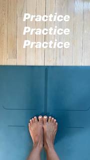 Kino MacGregor feet photo thumbnail