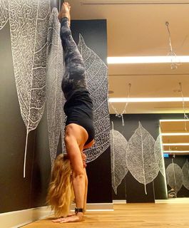 Federica Fontana feet photo thumbnail