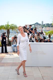 Uma Thurman feet photo thumbnail