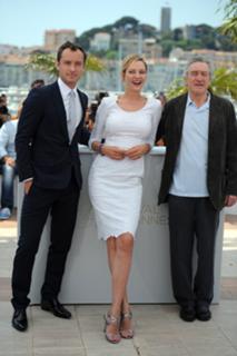 Uma Thurman feet photo thumbnail