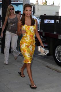 Eva Longoria feet photo thumbnail