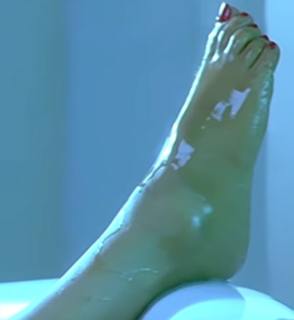 Shriya Saran feet photo thumbnail