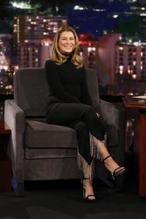 Ellen Pompeo feet photo thumbnail