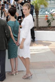 Uma Thurman feet photo thumbnail
