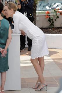 Uma Thurman feet photo thumbnail