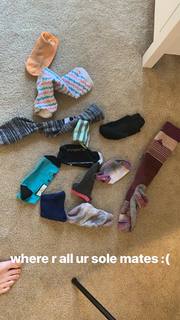 Gabbie Hanna feet photo thumbnail
