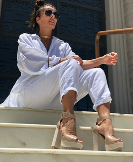 Adriane Galisteu feet photo thumbnail