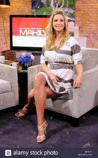 Ivanka Trump feet photo thumbnail