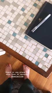 Adriene Mishler feet photo thumbnail