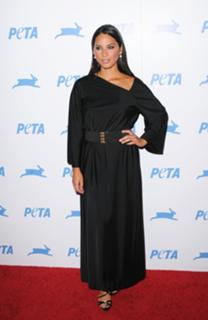 Olivia Munn feet photo thumbnail