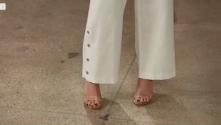 Courtney Khondabi feet photo thumbnail