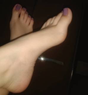 Isa Pes feet photo thumbnail