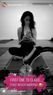 Jessica Lowndes feet photo thumbnail