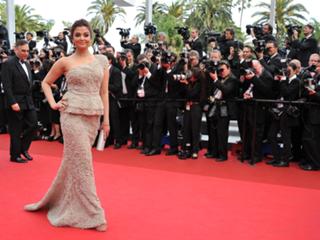 Aishwarya Rai Bachchan feet photo thumbnail