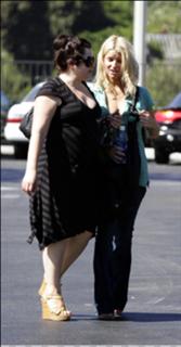 Jessica Simpson feet photo thumbnail