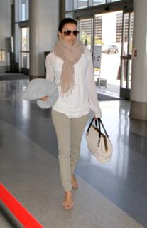Eva Longoria feet photo thumbnail