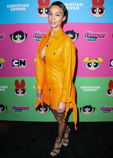 Draya Michele feet photo thumbnail