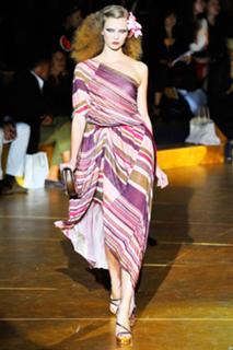 Karlie Kloss feet photo thumbnail