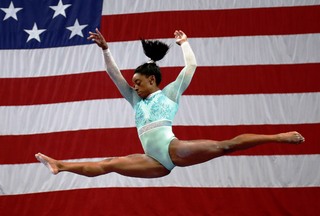 Simone Biles feet photo thumbnail