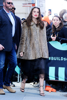 Keira Knightley feet photo thumbnail