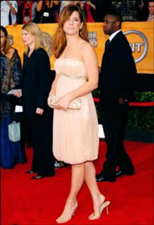 Sandra Bullock feet photo thumbnail