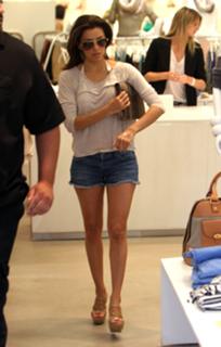 Eva Longoria feet photo thumbnail