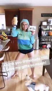 Paige VanZant feet photo thumbnail