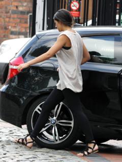 Michelle Keegan feet photo thumbnail