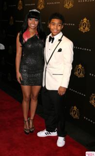 Nicki Minaj feet photo thumbnail