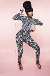 Nicki Minaj feet photo thumbnail