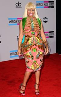 Nicki Minaj feet photo thumbnail