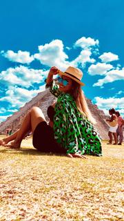 Lívia Andrade feet photo thumbnail