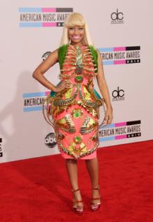 Nicki Minaj feet photo thumbnail